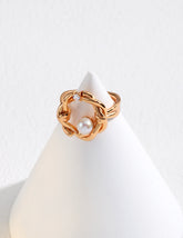 Nature-Inspired Twisted Floral Nature-Inspired Pearl Ring